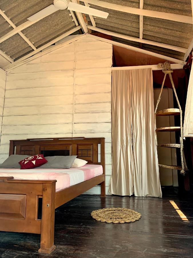 Hotel Salty Fish Mirissa Extérieur photo